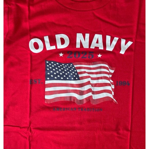 Old Navy USA American 2025 Flag 4th of July T-Shirt Red Sealed Size Large - Picture 1 of 1